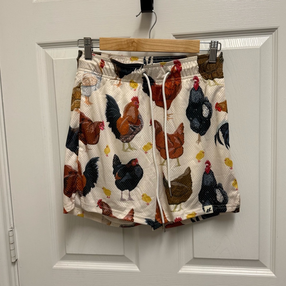 NWT Lumberlegs Cream Rooster and Chick Shorts